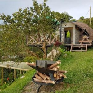 QUANTUM GLAMPING